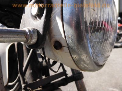 Honda_CY50_weiss_Mokick_unverbastelt_original_Tank_Auspuff_-_Motor_wie_XL50_CB50J_41.jpg