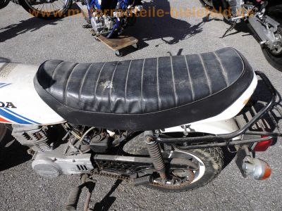 Honda_CY50_weiss_Mokick_unverbastelt_original_Tank_Auspuff_-_Motor_wie_XL50_CB50J_51.jpg