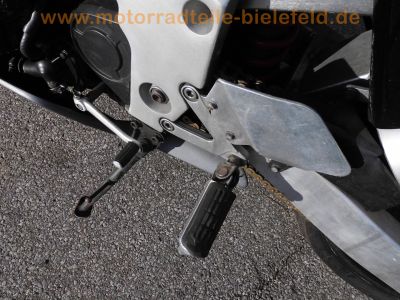 Honda_CBR900RR_SC28_Ur-Fireblade_CRASH_schwarz_-_Technik_wie_SC33_CBR600F2_PC25_PC31_12.jpg