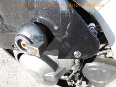 Honda_CBR900RR_SC28_Ur-Fireblade_CRASH_schwarz_-_Technik_wie_SC33_CBR600F2_PC25_PC31_14.jpg
