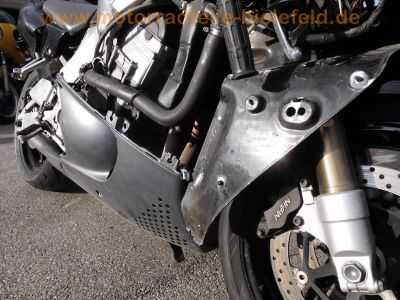 Honda_CBR900RR_SC28_Ur-Fireblade_CRASH_schwarz_-_Technik_wie_SC33_CBR600F2_PC25_PC31_45.jpg