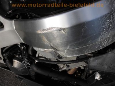 Honda_CBR900RR_SC28_Ur-Fireblade_CRASH_schwarz_-_Technik_wie_SC33_CBR600F2_PC25_PC31_47.jpg