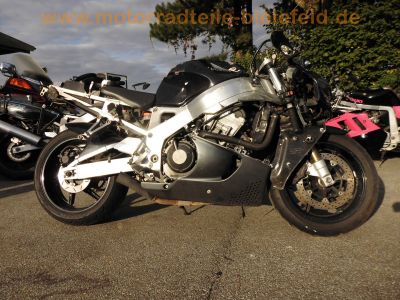 Honda_CBR900RR_SC28_Ur-Fireblade_CRASH_schwarz_-_Technik_wie_SC33_CBR600F2_PC25_PC31_52.jpg