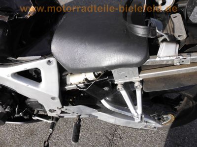 Honda_CBR900RR_SC28_Ur-Fireblade_CRASH_schwarz_-_Technik_wie_SC33_CBR600F2_PC25_PC31_9.jpg
