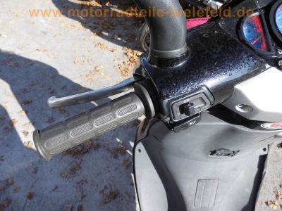 Aprilia_Roller_SR50LC_schwarz_50kmh_24tkm_seit_2000_abgemeldet_Ersatzteile_34.jpg
