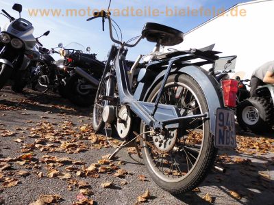 Batavus_Oldtimer-Mofa_blau_Mini-Batavette_BJ_1969_mit_Papieren_-_wie_Puch_Maxi_N_oder_Hercules_Prima_5_14.jpg