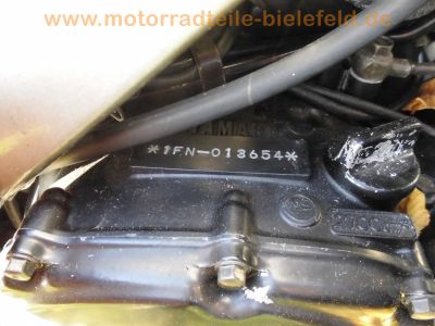 Yamaha_FZ750_Genesis_1FN_4-1_Auspuff_von_2KK_und_original_4-2_Auspuff_unverbastelt_und_gepflegt_-_wie_FZ_FZR_FZX_400_750_1000_50.jpg