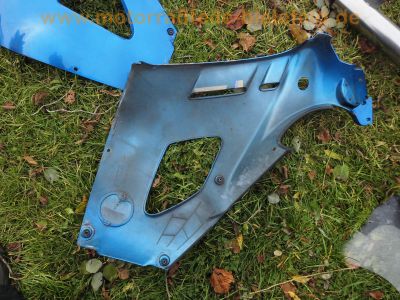 Suzuki_GSX600F_blau_MBS_Ersatzteile_2x_original-Auspuff_Motor_Verkleidung_Gabel_21.jpg