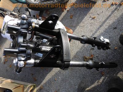 Suzuki_GSX400E_gruen_GK53C_in_Teilen_original_Motor_Auspuff_Sankei_2119_Tank_Regler_-_wie_GSX250E_14.jpg