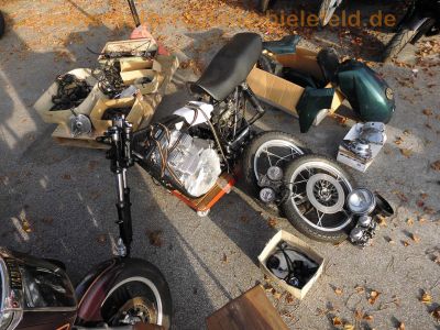 Suzuki_GSX400E_gruen_GK53C_in_Teilen_original_Motor_Auspuff_Sankei_2119_Tank_Regler_-_wie_GSX250E_4.jpg