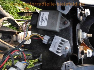 Peugeot_JetForce_C-Tech_50_2007_blau_Unfall_-_wie_Jet-Force_50_125_TSDI_EFI_56.jpg