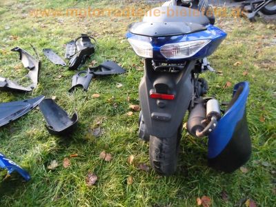 Peugeot_JetForce_C-Tech_50_2007_blau_Unfall_-_wie_Jet-Force_50_125_TSDI_EFI_71.jpg