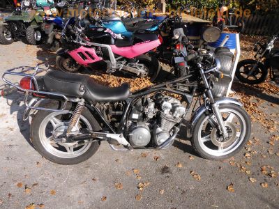 Honda_CB750KZ_RC01_ohne_Tank_und_Auspuff_mit_Gepaecktraeger_-_wie_CB750F_900F_Boldor_RC04_RC06_SC01_SC09_29.jpg