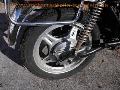 Honda_CB750KZ_RC01_ohne_Tank_und_Auspuff_mit_Gepaecktraeger_-_wie_CB750F_900F_Boldor_RC04_RC06_SC01_SC09_37.jpg
