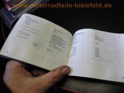 Betriebs-Anleitung_Fahrer-Handbuch_Werkstatt-Handbuch_repair-manual_owners_manual_manuel_du_conducteur_525.jpg
