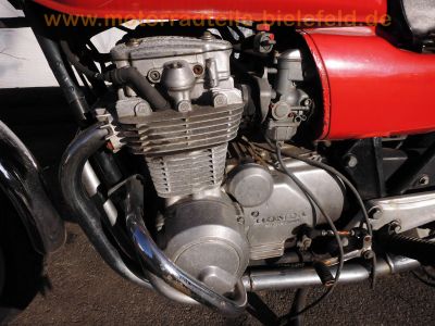 Honda_CB650_rot_SOHC_RC03_Sturzbuegel_Koffertraeger_-_wie_CB650C_RC05_RC08_63.jpg
