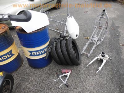 Yamaha_RD350_YPVS_31K_Ersatzteile_Rahmen_Tank_Vorderrad_F-19_Hinterrad_R-30_Albrecht_Hoeckersitzbank_-_wie_1WW_1WX_RD250LC_4L1_RD350LC_4L0_2.jpg