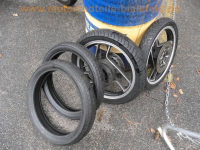 Yamaha_RD350_YPVS_31K_Ersatzteile_Rahmen_Tank_Vorderrad_F-19_Hinterrad_R-30_Albrecht_Hoeckersitzbank_-_wie_1WW_1WX_RD250LC_4L1_RD350LC_4L0_62.jpg