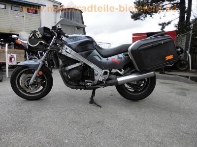 Suzuki_GSX1100F_GV72C_Krauser_Koffersystem_Gepaecktraeger_und_Koffer_Stahlflex_-_Motor_1127ccm_V708_138PS_wie_in_GSX-R_1100_GV73C_91.jpg