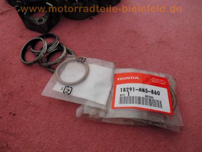 Honda_Boldor_4-1_Auspuff-Anlagen_exhaust_CB_750_900_1100_F_R_KZ_RC01_RC04_SC01_SC05_SC08_SC09_SC11_Scheibel_Boysen_Laser_3120_Sebring_Nico_Bakker_69.jpg