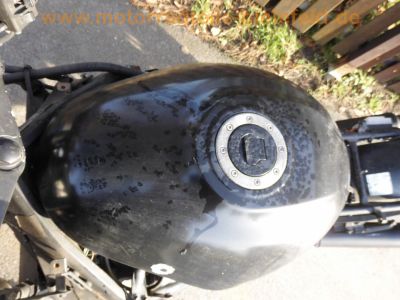 Suzuki_GSX600F_GN72B_Ratbike_schwarz_f_Ersatzteile_original_Auspuff_Motor_Gabel_60.jpg