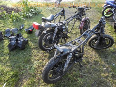 Honda_Boldor_3x_Rahmen_Rolling_Chassis_Fahrwerk_CB_750_900_F_KZ_RC01_RC04_SC01_SC09_2.jpg