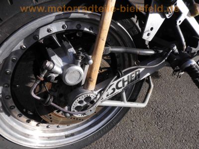 Kawasaki_GPZ600R_ZX600A_crash_Streetfighter_Superbike-Lenker_FCW_Fischer-Fahrwerk_Schwinge_GFM5_Verbund-Raeder_Fischer_Custom_Wheels_GFM_4,5x17_FCW_3,5x17_12.jpg