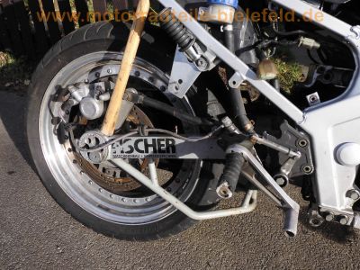 Kawasaki_GPZ600R_ZX600A_crash_Streetfighter_Superbike-Lenker_FCW_Fischer-Fahrwerk_Schwinge_GFM5_Verbund-Raeder_Fischer_Custom_Wheels_GFM_4,5x17_FCW_3,5x17_21.jpg