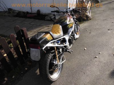 Kawasaki_GPZ600R_ZX600A_crash_Streetfighter_Superbike-Lenker_FCW_Fischer-Fahrwerk_Schwinge_GFM5_Verbund-Raeder_Fischer_Custom_Wheels_GFM_4,5x17_FCW_3,5x17_4.jpg