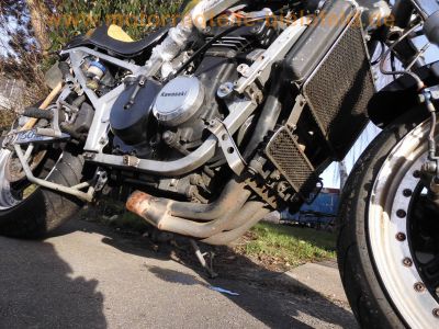 Kawasaki_GPZ600R_ZX600A_crash_Streetfighter_Superbike-Lenker_FCW_Fischer-Fahrwerk_Schwinge_GFM5_Verbund-Raeder_Fischer_Custom_Wheels_GFM_4,5x17_FCW_3,5x17_45.jpg