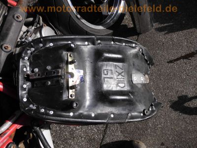 Kawasaki_ZZR1100D_ZXT10D_Ersatzteile_Auspuff_Vergaser_Elektrik_Corbin-Sitzbank_etc_-_wie_ZZR600_D_E_ZXT10C_22.jpg