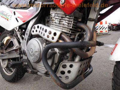Honda_NX650_Dominator_RD08_rot-weiss_e6_Marving-Auspuff_1-2_Sturzbuegel_-_RFVC-Motor_wie_XBR_GB_500_PC15_PC16_XL600_RM_LM_PD03_PD04_XR600R_PE04_84.jpg