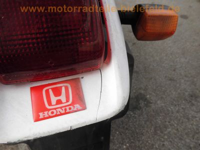 Honda_NX650_Dominator_RD08_rot-weiss_e6_Marving-Auspuff_1-2_Sturzbuegel_-_RFVC-Motor_wie_XBR_GB_500_PC15_PC16_XL600_RM_LM_PD03_PD04_XR600R_PE04_9.jpg