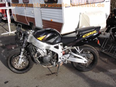 Honda_CBR900RR_SC33_Fireblade_schwarz-gelb_Sturz_-_Ersatzteile_wie_SC28_CBR600F_PC25_PC31_PC35_5.jpg