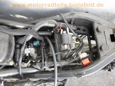 Yamaha_YZF-R_125_RE06_Crash_1a_Motor_Auspuff_mit_2x_Kat_offene_CDI_5D700_120_kmh_46.jpg