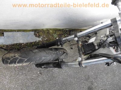 Yamaha_YZF-R_125_RE06_Crash_1a_Motor_Auspuff_mit_2x_Kat_offene_CDI_5D700_120_kmh_62.jpg