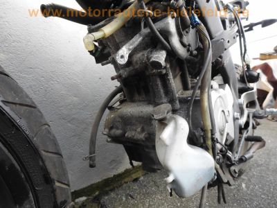 Yamaha_YZF-R_125_RE06_Crash_1a_Motor_Auspuff_mit_2x_Kat_offene_CDI_5D700_120_kmh_79.jpg
