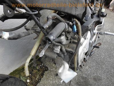 Yamaha_YZF-R_125_RE06_Crash_1a_Motor_Auspuff_mit_2x_Kat_offene_CDI_5D700_120_kmh_83.jpg