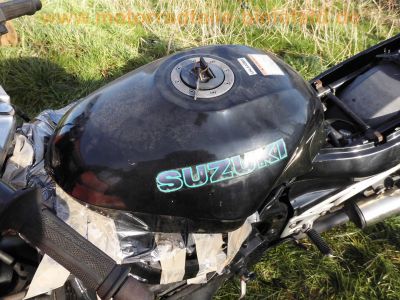 Suzuki_GSX750F_GR78A_original_schwarz_-_wie_GSF_GSX_600_750_F_S_GN72B_GN77B_46.jpg