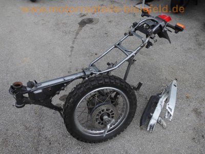 Yamaha_XT600K_3TB_Ersatzteile_wie_XT600E_3UW_Hinterrad_Rahmen_Schwinge_Heck-Verkleidung_1.jpg