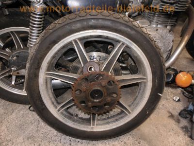 Yamaha_XS400_2A2_SOHC_Twin_Ersatzteile_spare-parts_-_wie_XS250_1U5_XS360_1U4_67.jpg