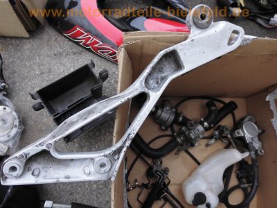 Yamaha_TDM850_4TX_Ersatzteile_spare-parts_-_wie_3VD_17.jpg