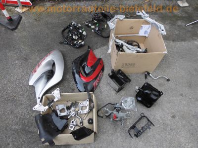 Yamaha_TDM850_4TX_Ersatzteile_spare-parts_-_wie_3VD_3.jpg