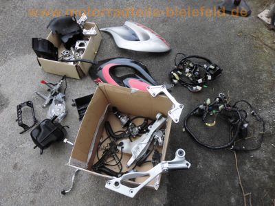 Yamaha_TDM850_4TX_Ersatzteile_spare-parts_-_wie_3VD_9.jpg