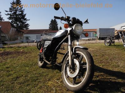 Yamaha_XS750_1T5_Rolling_Chassis_schwarz_Marzocchi-Federbeine_Original-Papiere_3-Zylinder_Dreizylinder_Triple_wie_XS750SE_3L3_XS850_4E2_-_no_XS500_XS650_XS1100_2.jpg