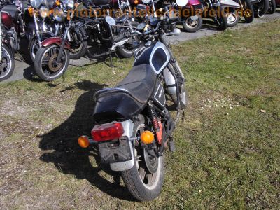 Yamaha_XS750_1T5_Rolling_Chassis_schwarz_Marzocchi-Federbeine_Original-Papiere_3-Zylinder_Dreizylinder_Triple_wie_XS750SE_3L3_XS850_4E2_-_no_XS500_XS650_XS1100_4.jpg