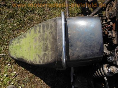 Yamaha_XS750_1T5_Rolling_Chassis_rot_Ballon-Tank_Original-Papiere_3-Zylinder_Dreizylinder_Triple_wie_XS750SE_3L3_XS850_4E2_-_no_XS500_XS650_XS1100_25.jpg
