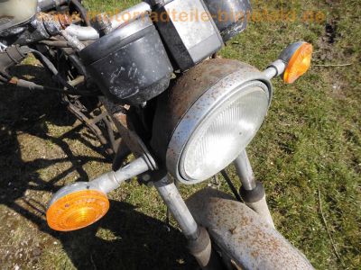 Yamaha_XS750_1T5_Rolling_Chassis_rot_Ballon-Tank_Original-Papiere_3-Zylinder_Dreizylinder_Triple_wie_XS750SE_3L3_XS850_4E2_-_no_XS500_XS650_XS1100_36.jpg