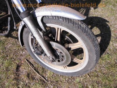 Yamaha_XS750_1T5_Rolling_Chassis_rot_Ballon-Tank_Original-Papiere_3-Zylinder_Dreizylinder_Triple_wie_XS750SE_3L3_XS850_4E2_-_no_XS500_XS650_XS1100_43.jpg