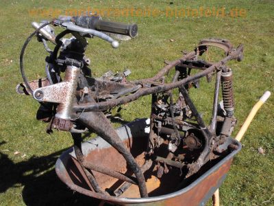 Yamaha_XS750_1T5_Ersatzteile_Rahmen_und_Original-Papiere_3-Zylinder_Dreizylinder_Triple_wie_XS750SE_3L3_XS850_4E2_-_no_XS500_XS650_XS1100_2.jpg